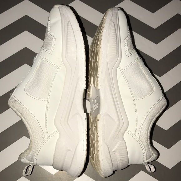 Old Navy sneakers - Picture 10 of 10